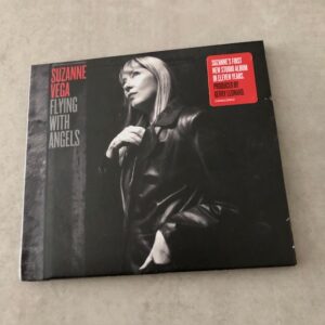 Suzanne Vega: «Flying with angels» (2025)