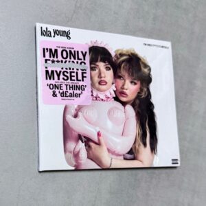 Lola Young: «I’m only f**king myself» (2025)