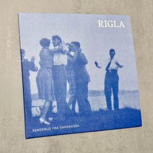 Rigla: «Sendebud fra sandkassa» (2026)